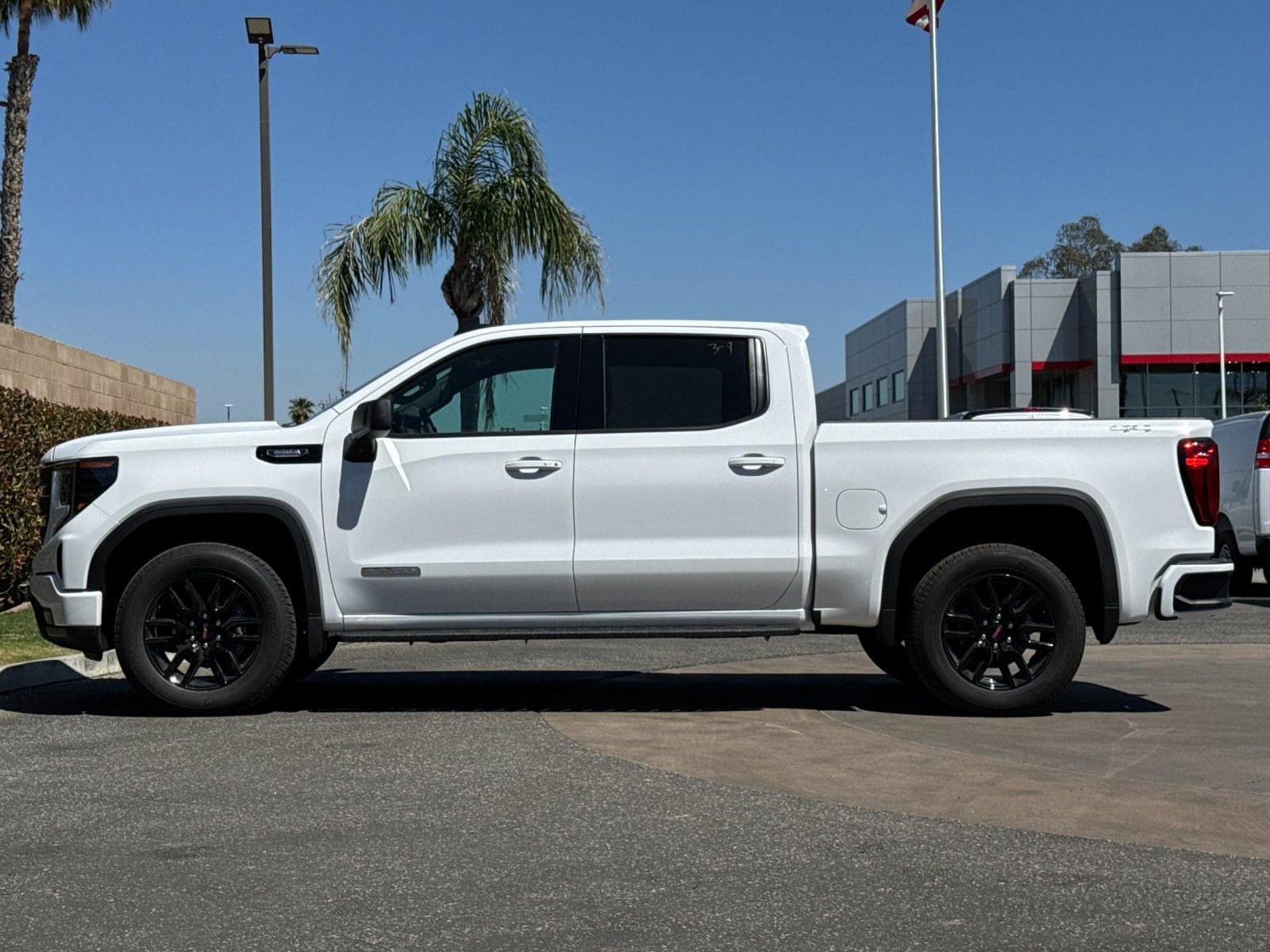 2026 GMC Sierra 1500 Elevation photo 5