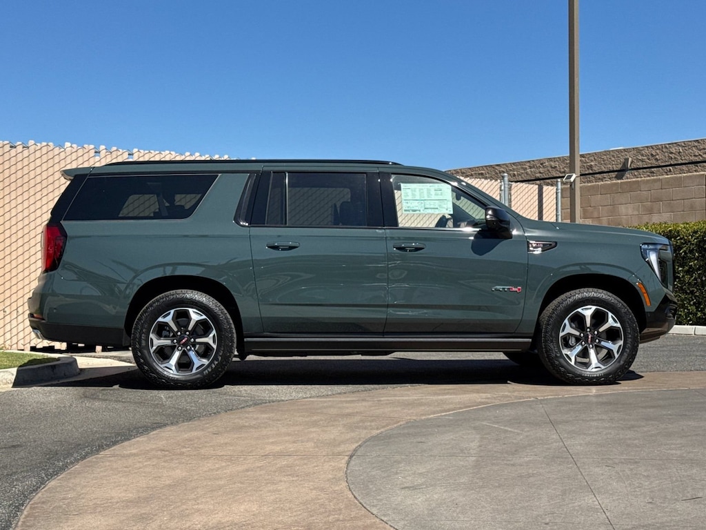 New 2026 GMC Yukon XL AT4 Ultimate SUV
