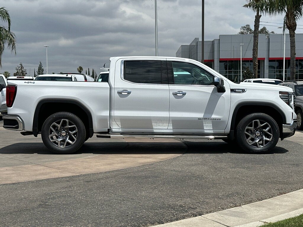 New 2026 GMC Sierra 1500 SLT Truck