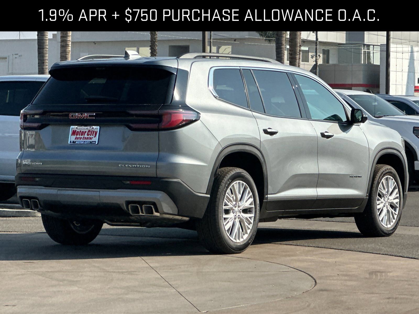 2026 GMC Acadia Elevation photo 2