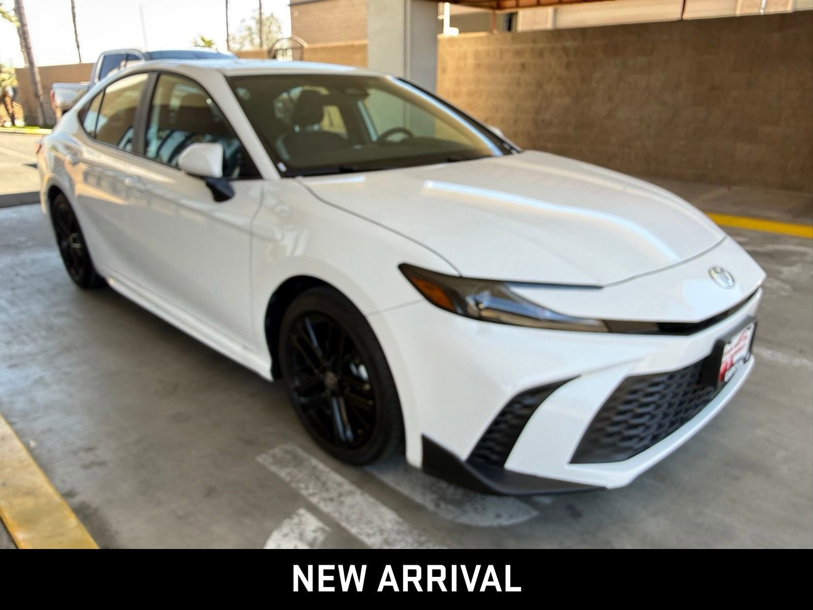 2025 Toyota Camry LE photo 5
