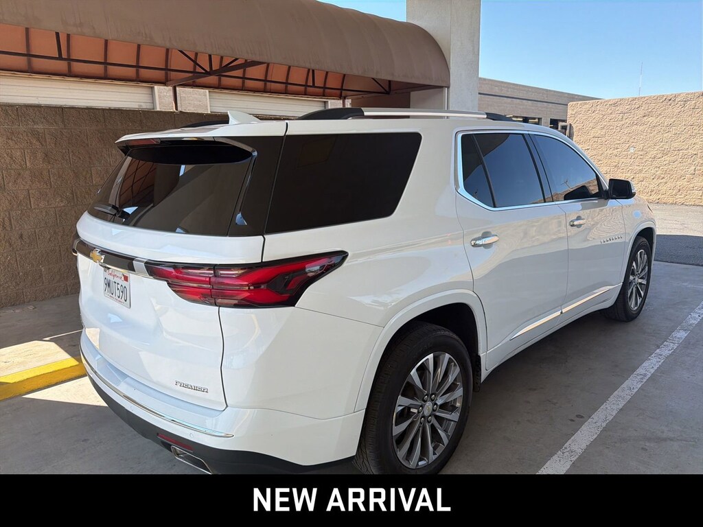 Used 2022 Chevrolet Traverse Premier SUV