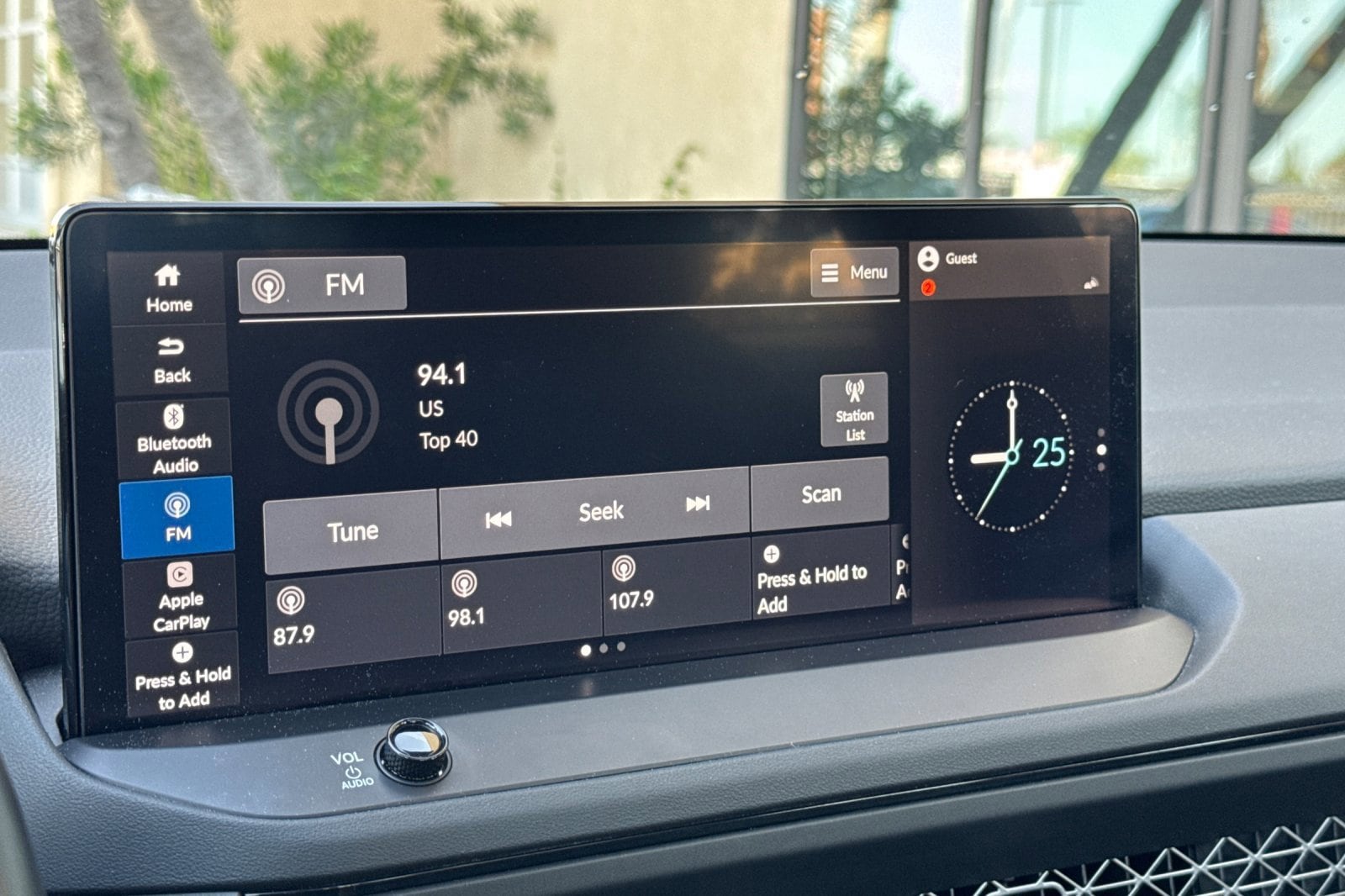 2025 Honda Accord Hybrid EX-L - Photo 18