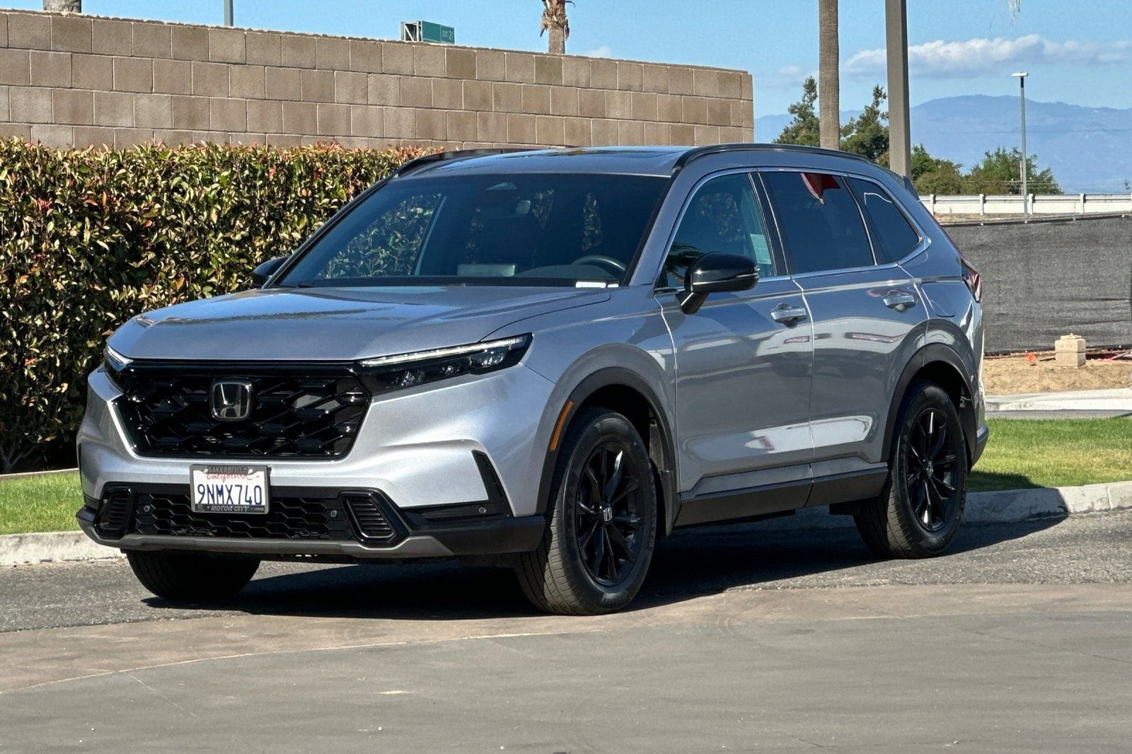 2025 Honda CR-V Hybrid Sport-L photo 3