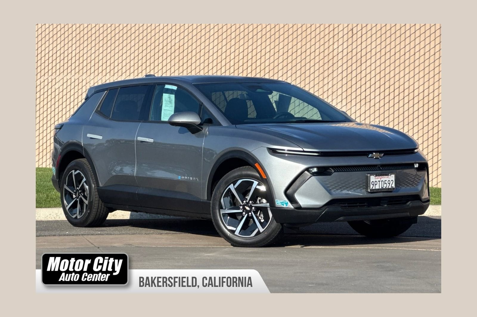 2025 Chevrolet Equinox EV 2LT eAWD's photo