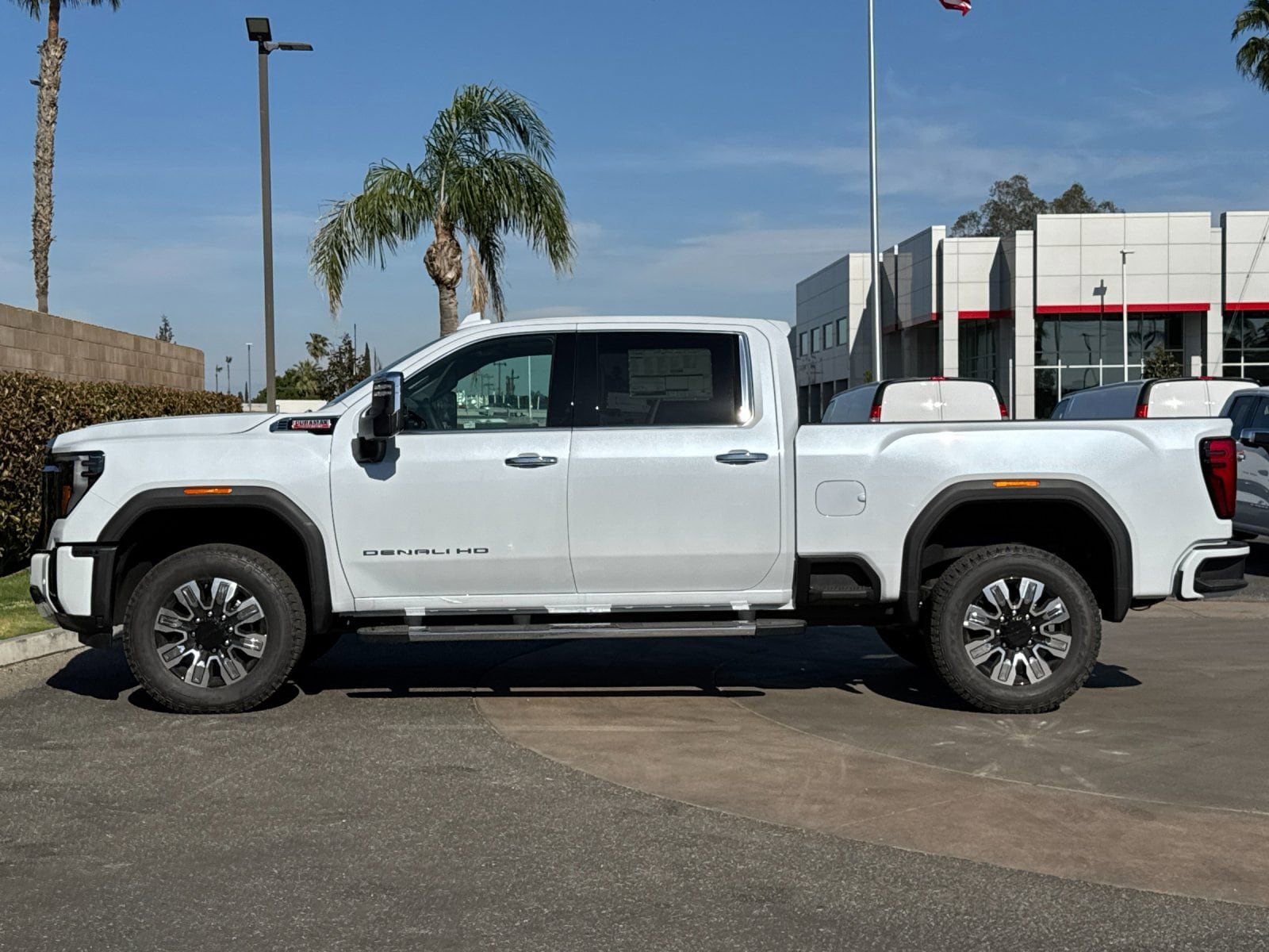 2026 GMC Sierra 2500 HD Denali photo 5