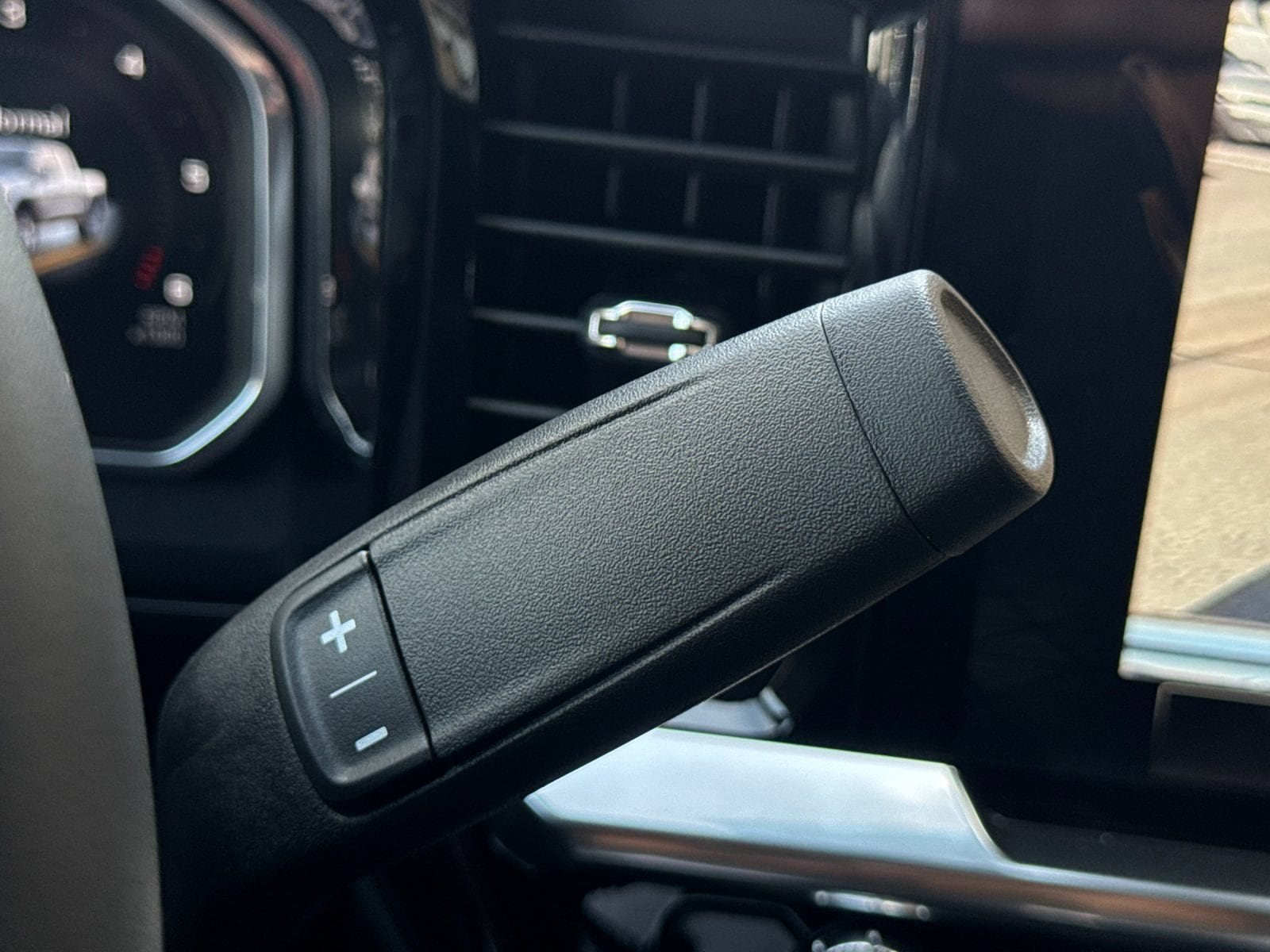 2026 GMC Sierra 1500 SLE - Photo 20