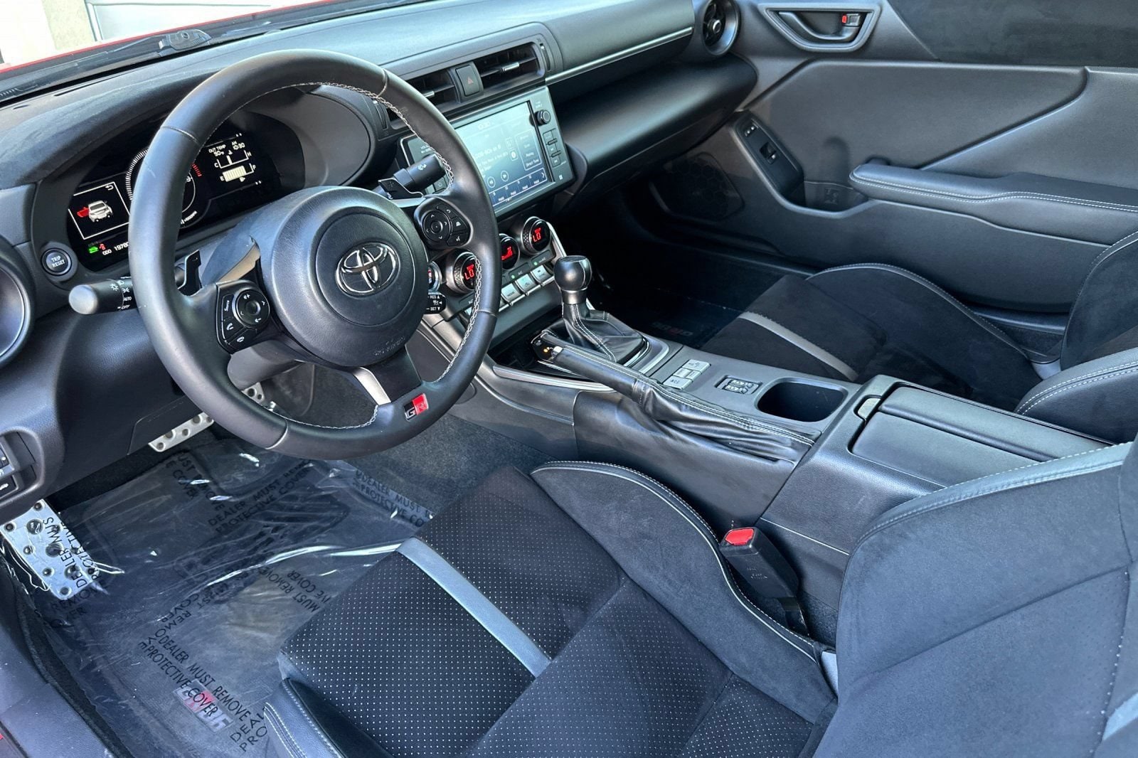 2024 Toyota GR86 Premium - Photo 9