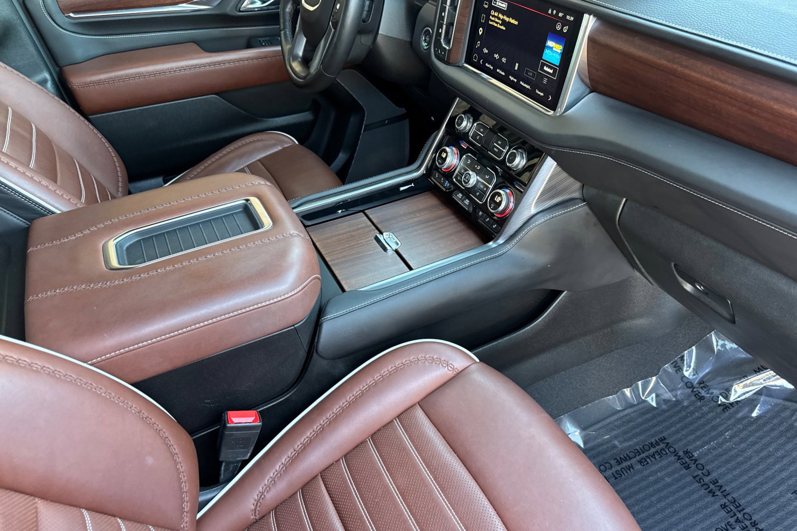 2023 GMC Yukon Denali Ultimate - Photo 19