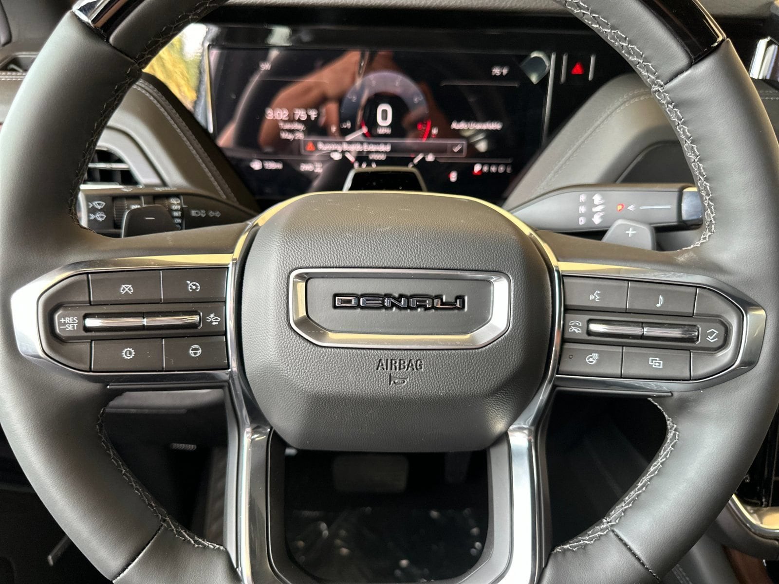 2026 GMC Yukon XL Denali - Photo 23