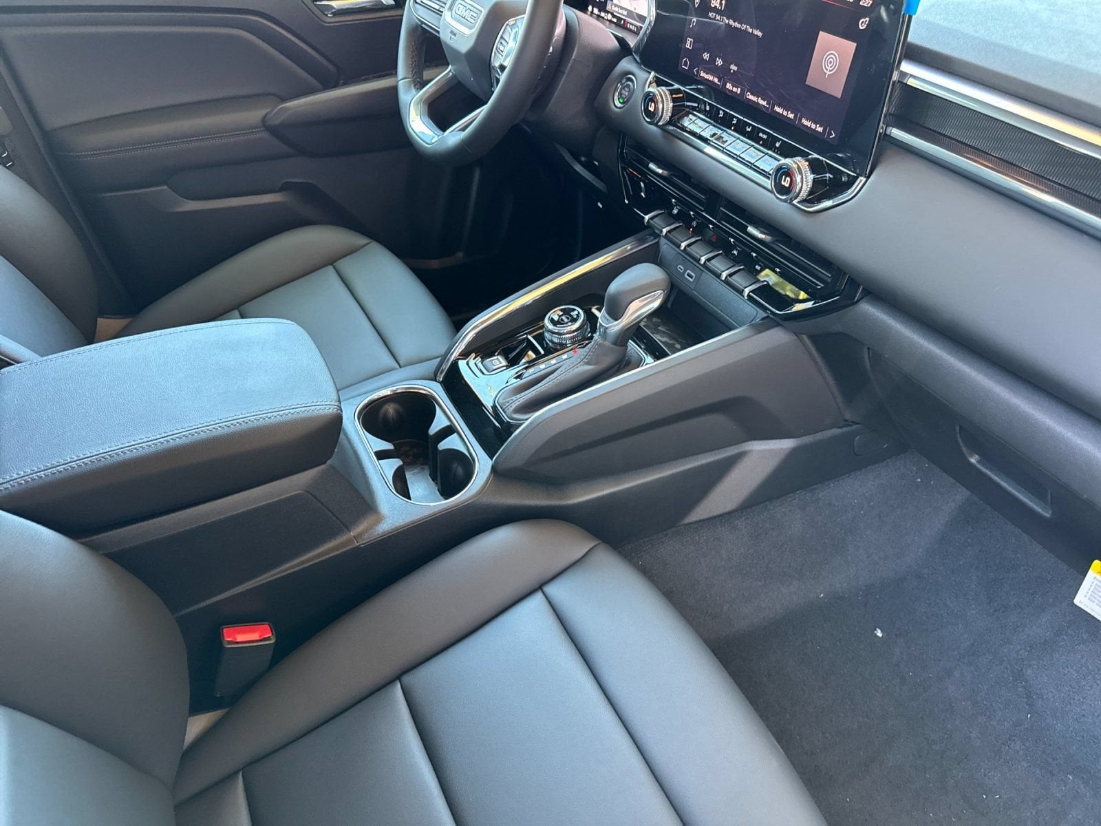 2026 GMC Canyon Elevation - Photo 14