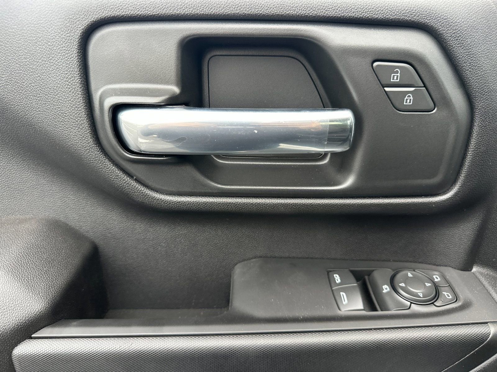 2025 GMC Sierra 3500HD Pro - Photo 11