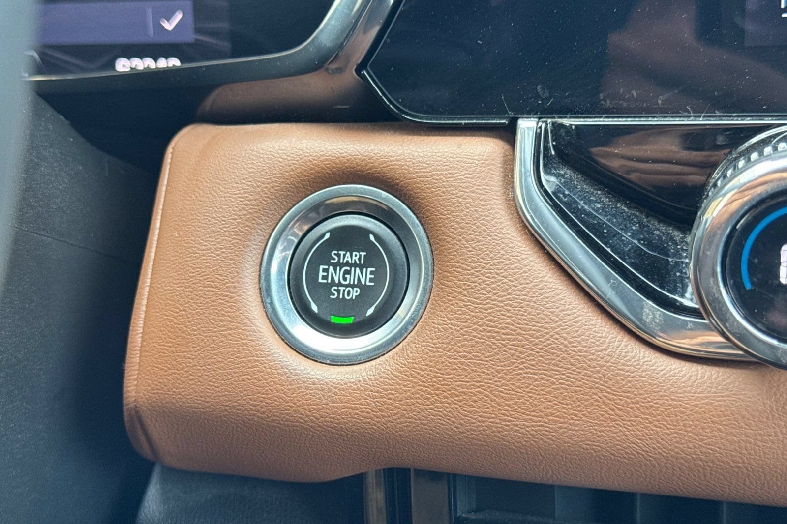 2023 GMC Canyon AT4 - Photo 22