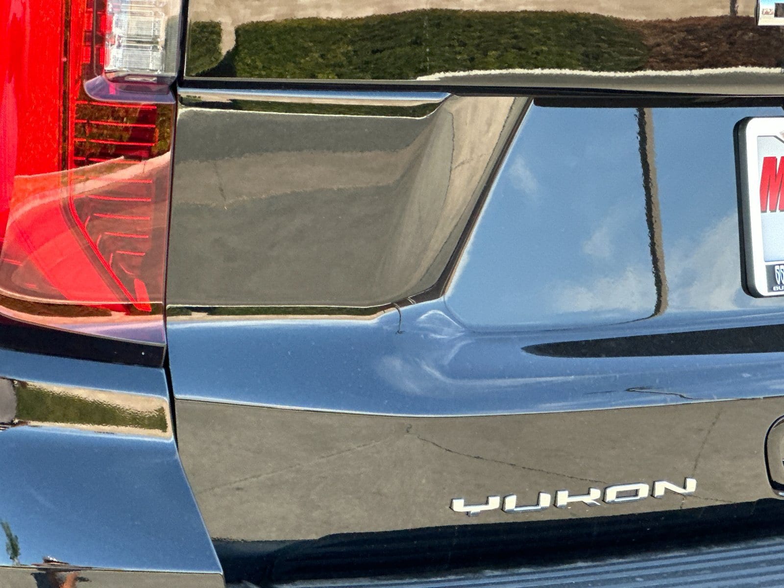 2027 GMC Yukon XL Denali - Photo 26