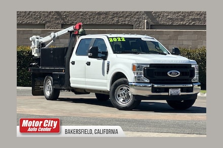 2022 Ford Super Duty F-350 SRW XL Truck Crew Cab
