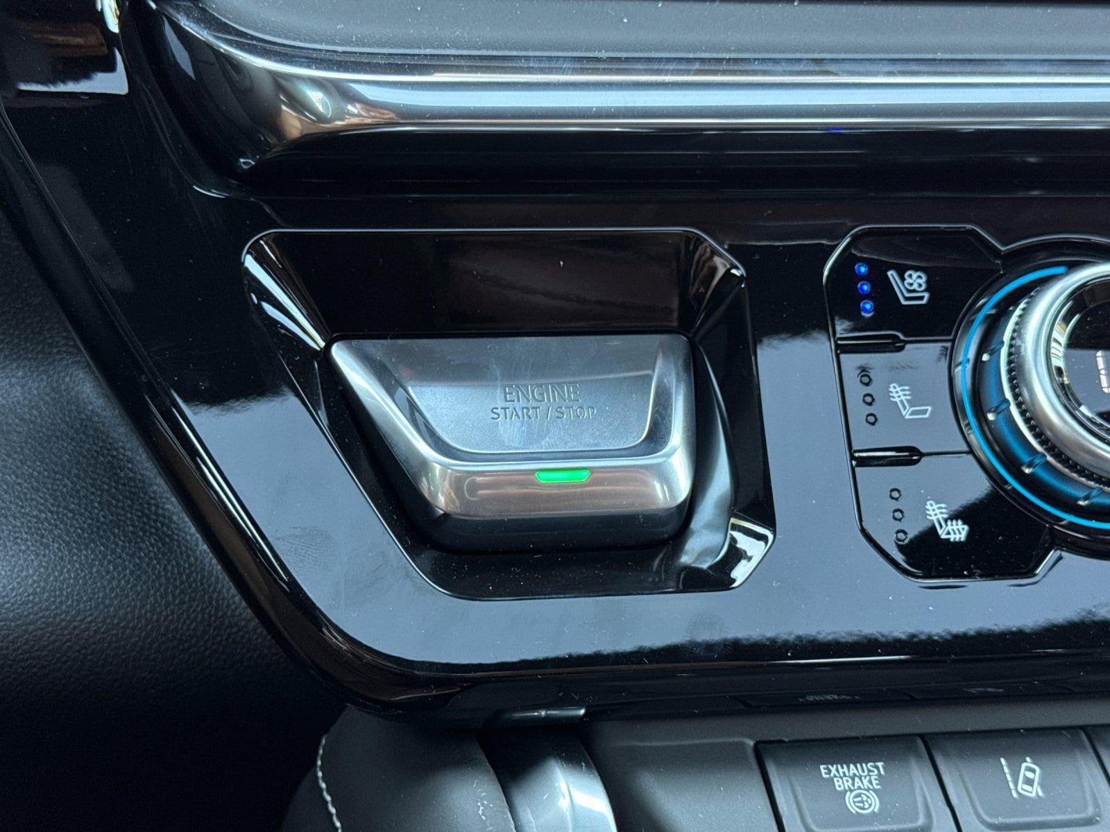 2026 GMC Sierra 2500HD Denali Ultimate - Photo 21