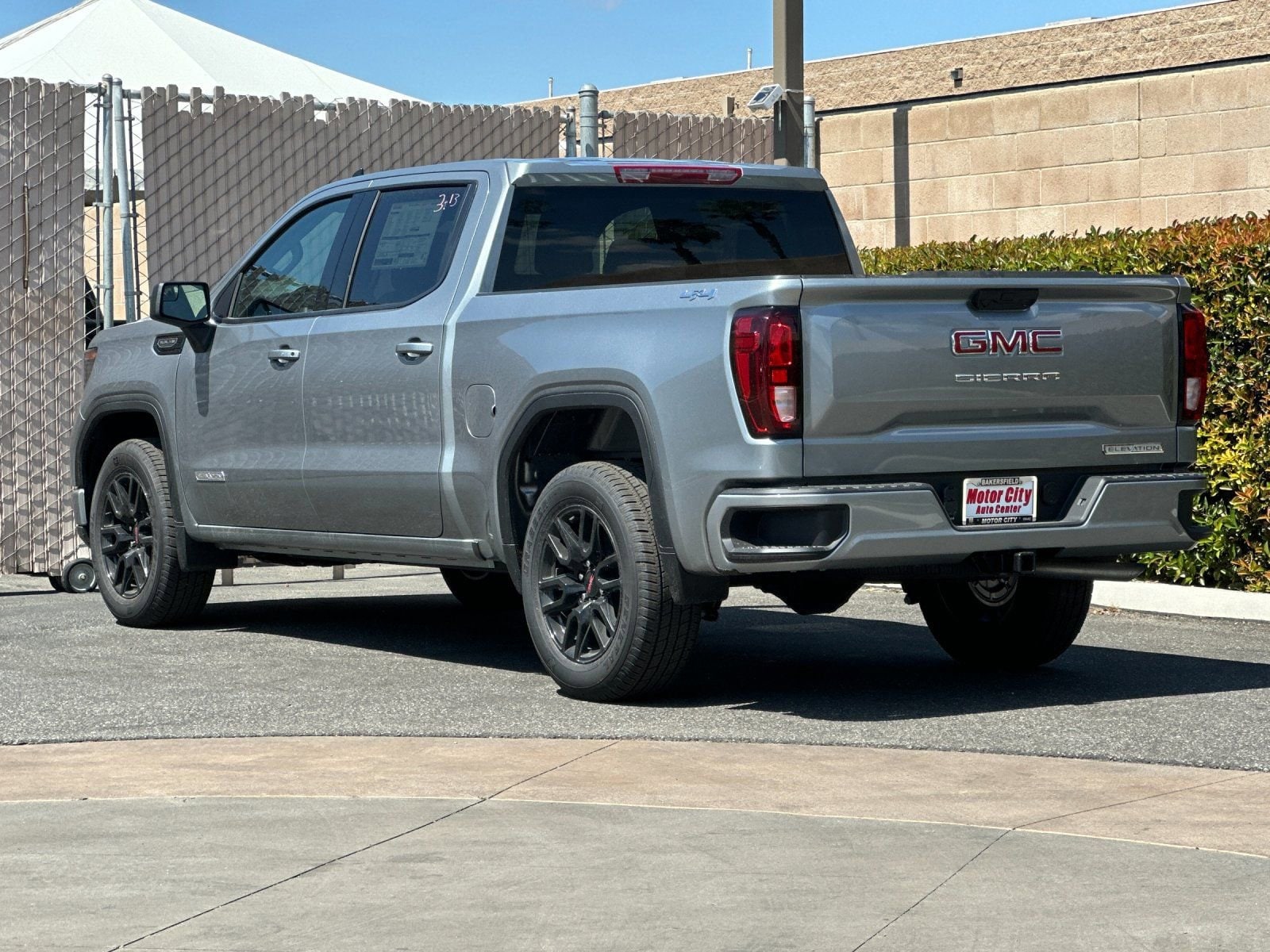 2026 GMC Sierra 1500 Elevation photo 4