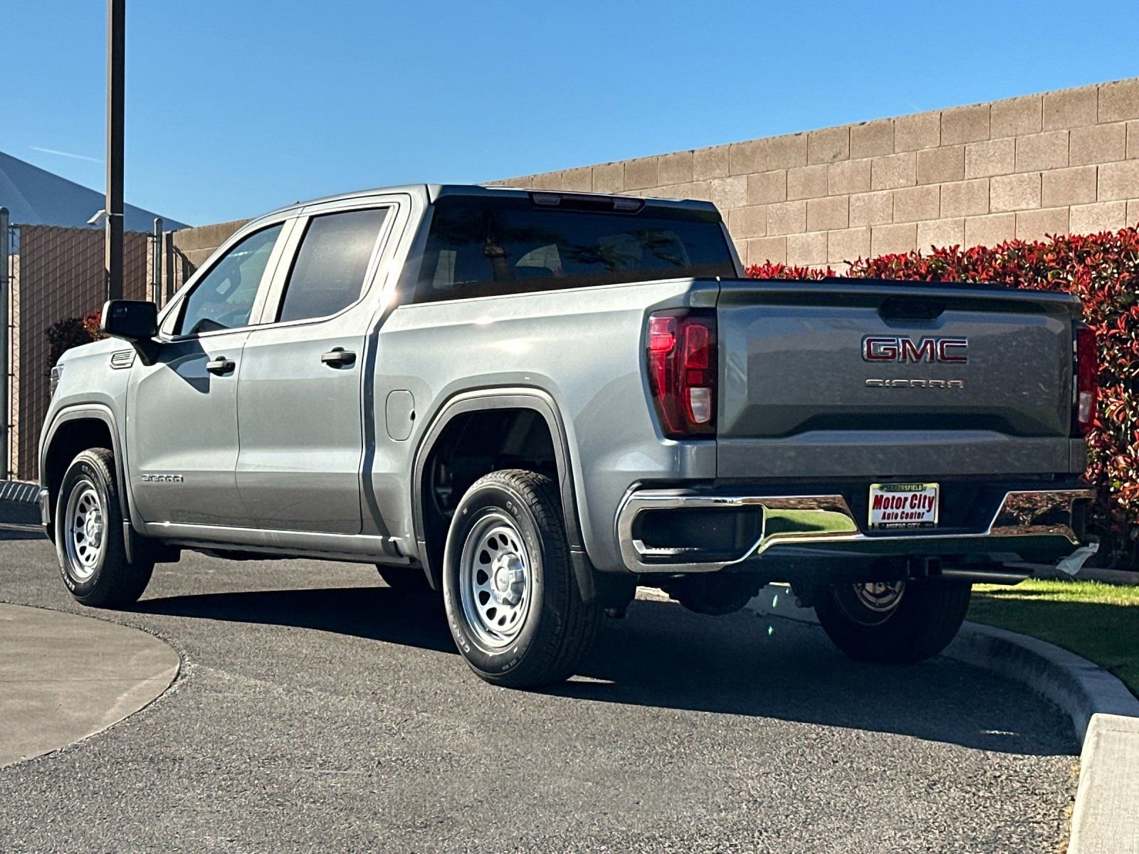 2026 GMC Sierra 1500 Pro photo 4