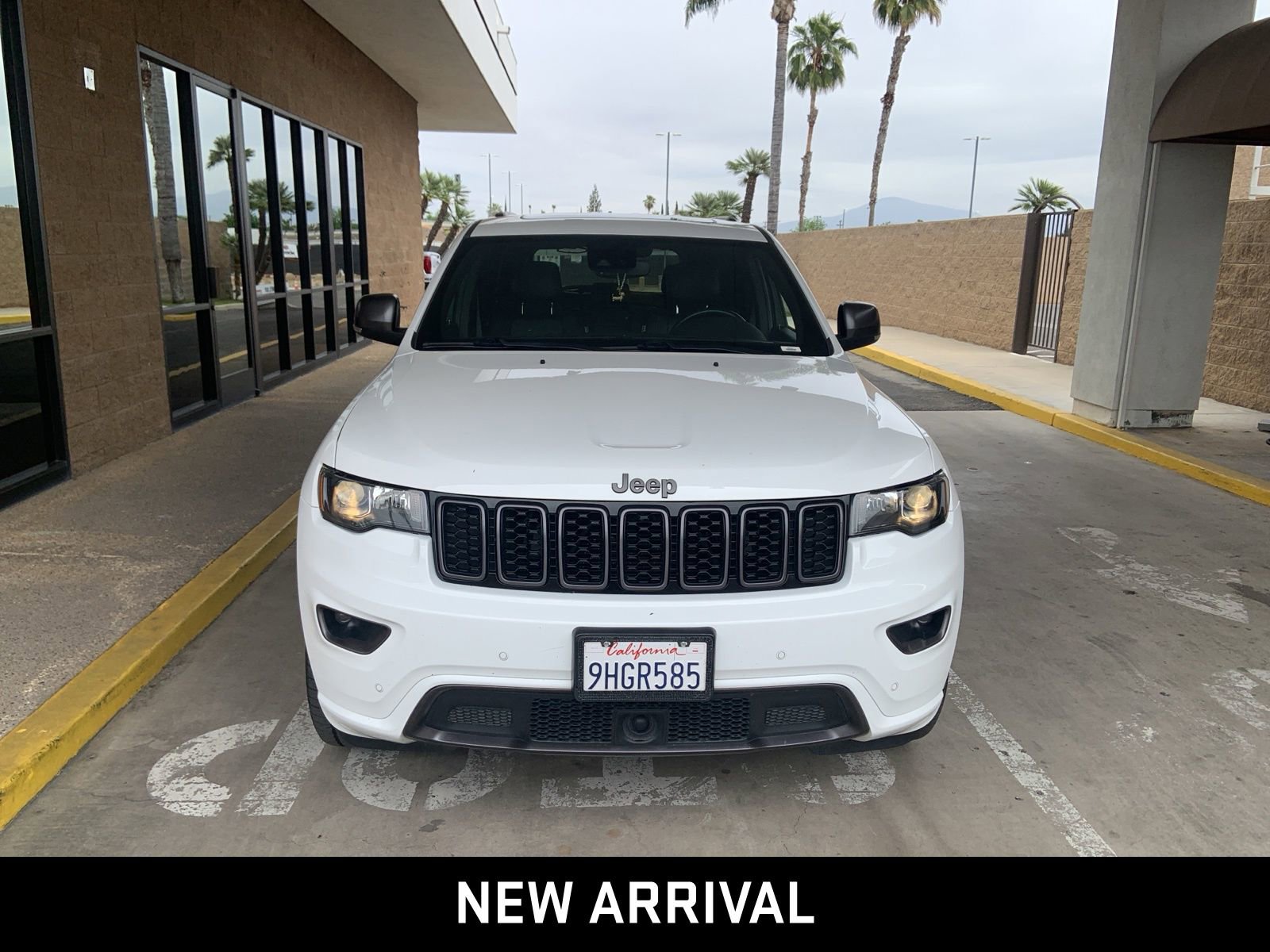 2021 Jeep Grand Cherokee 80th Anniversary photo 2