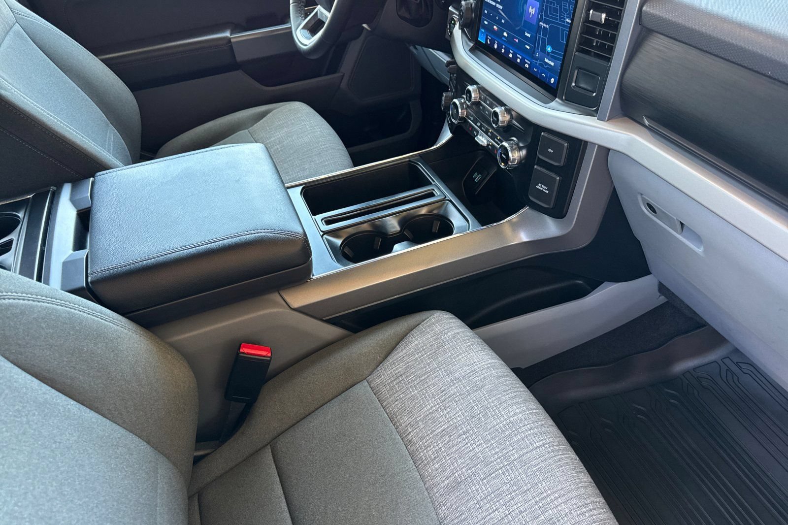 2023 Ford F-150 XLT - Photo 16