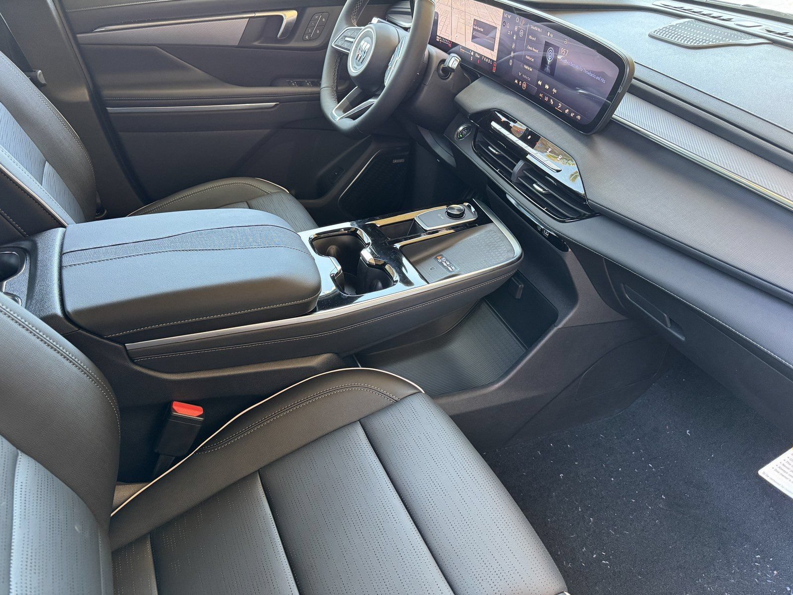 2026 Buick Enclave Sport Touring - Photo 14