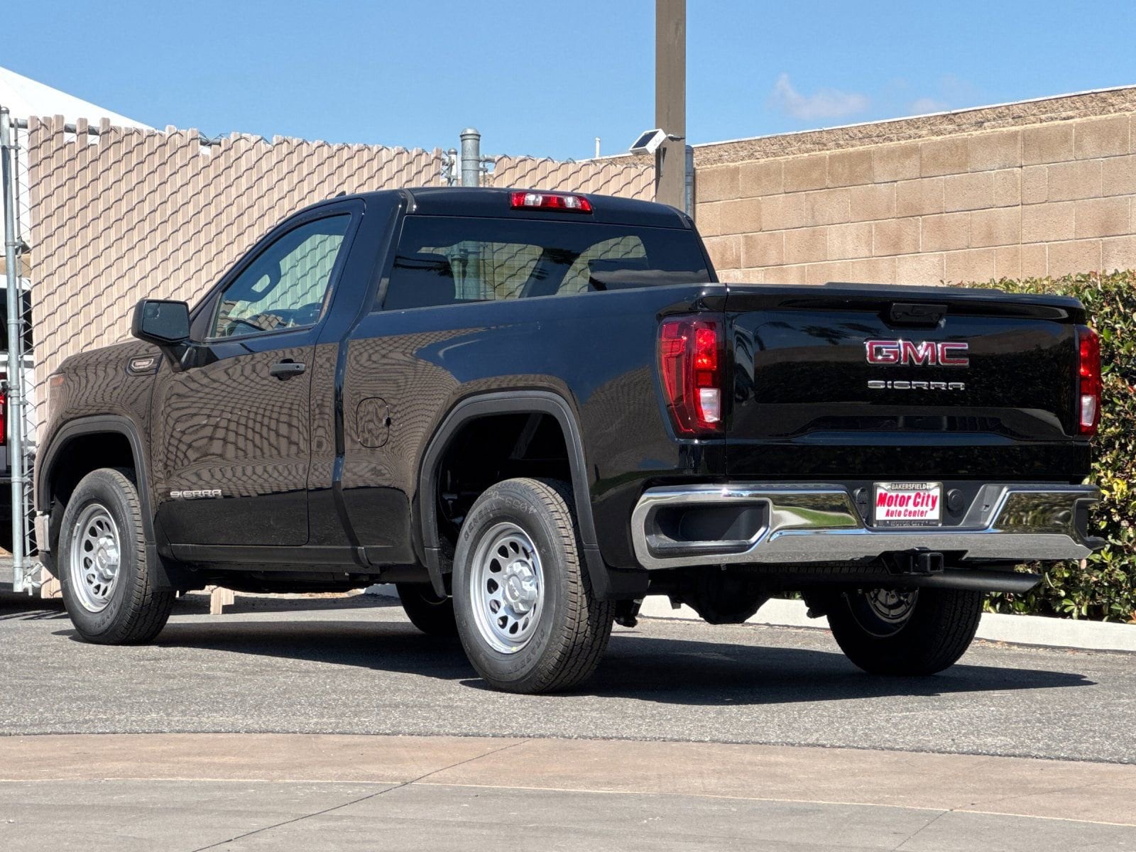 2026 GMC Sierra 1500 Pro photo 4