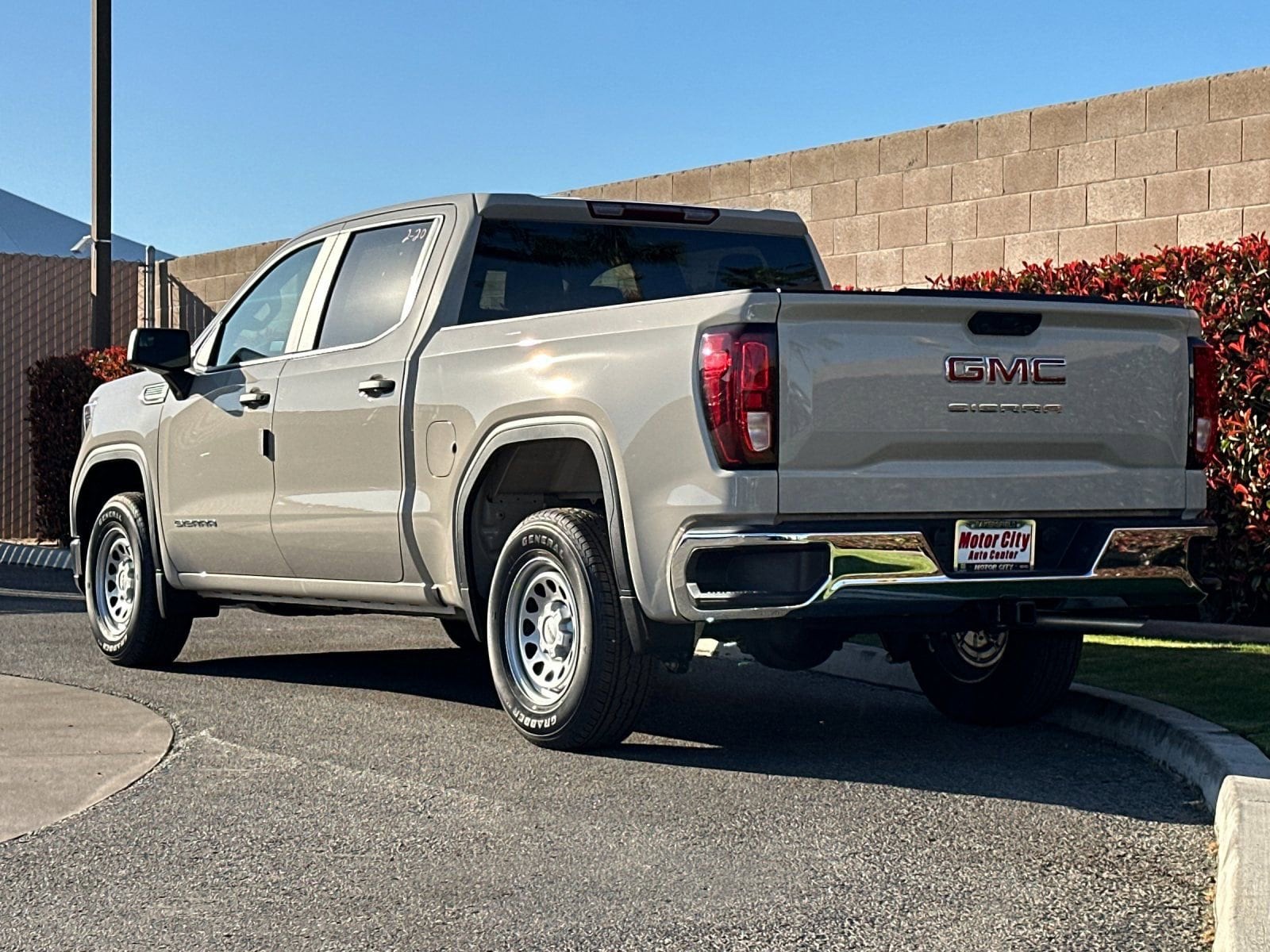 2026 GMC Sierra 1500 Pro photo 4