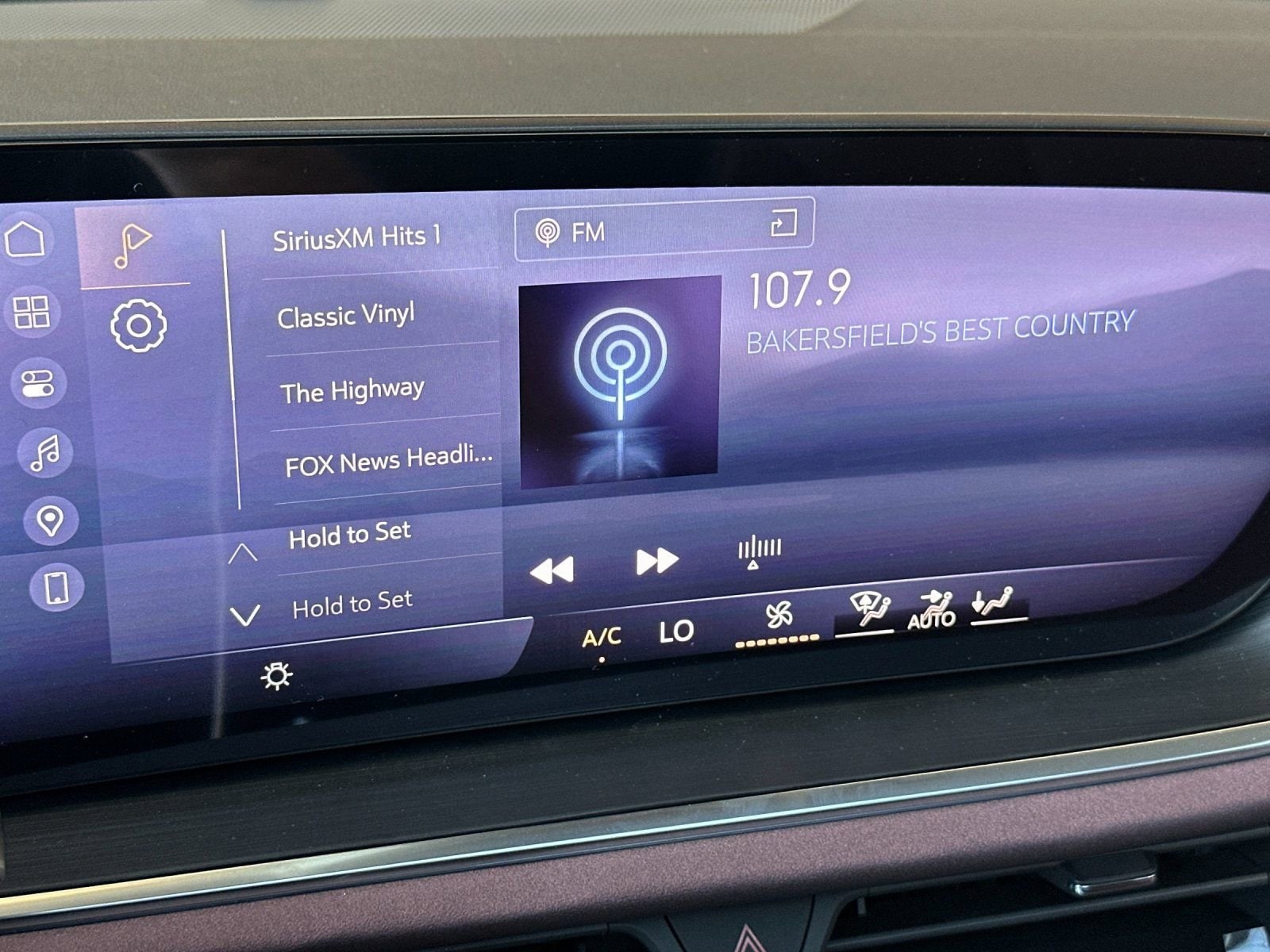 2026 Buick Envision Sport Touring - Photo 17