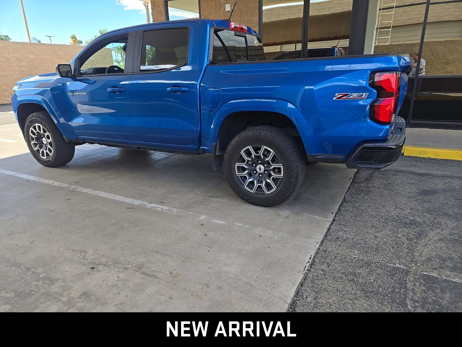 2024 Chevrolet Colorado Z71 photo 3