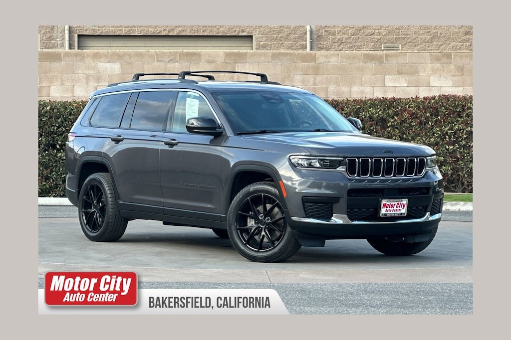 Used 2022 Jeep Grand Cherokee L Laredo SUV