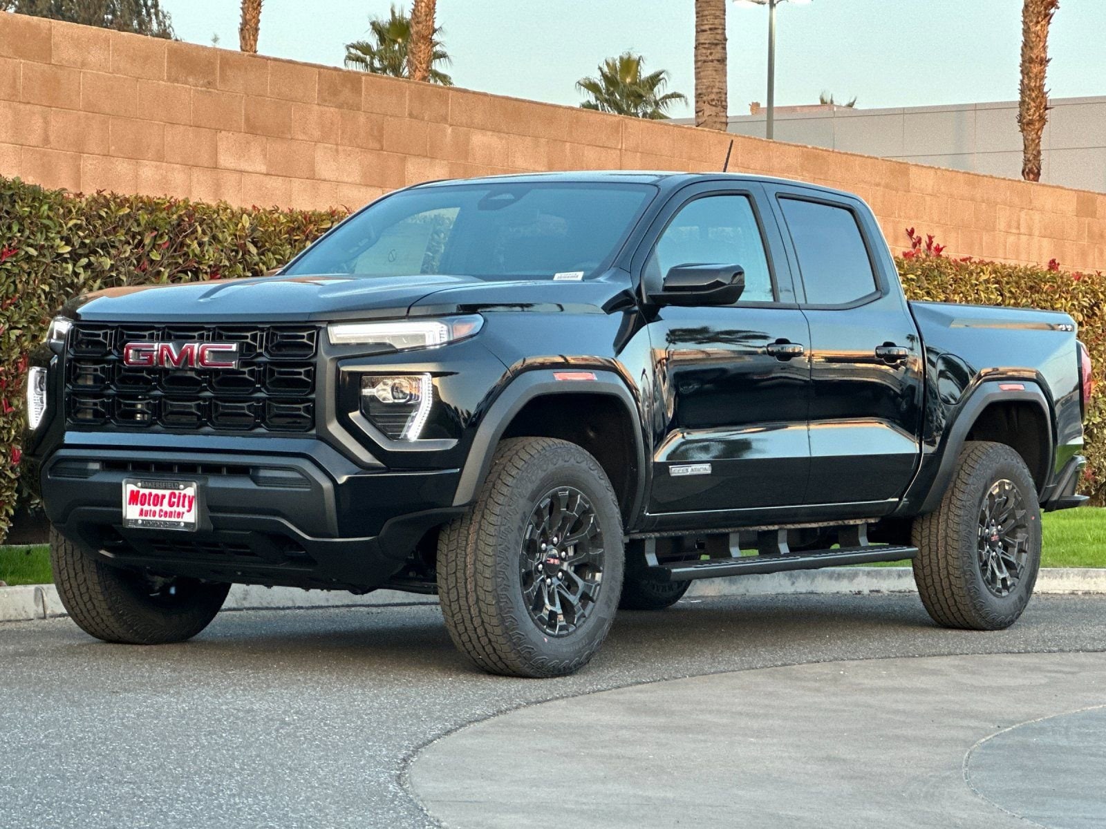 2026 GMC Canyon Elevation photo 6
