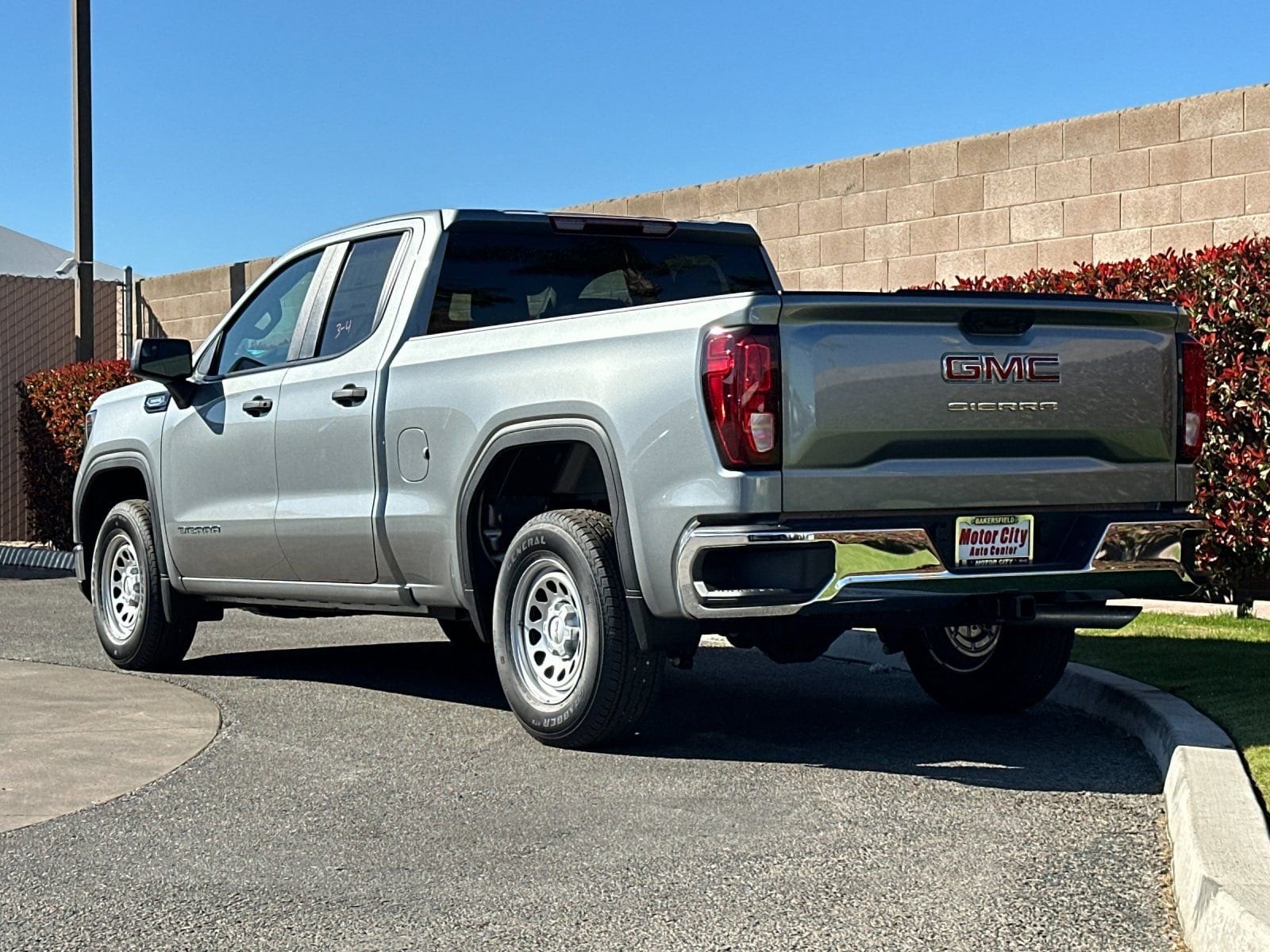2026 GMC Sierra 1500 Pro photo 4