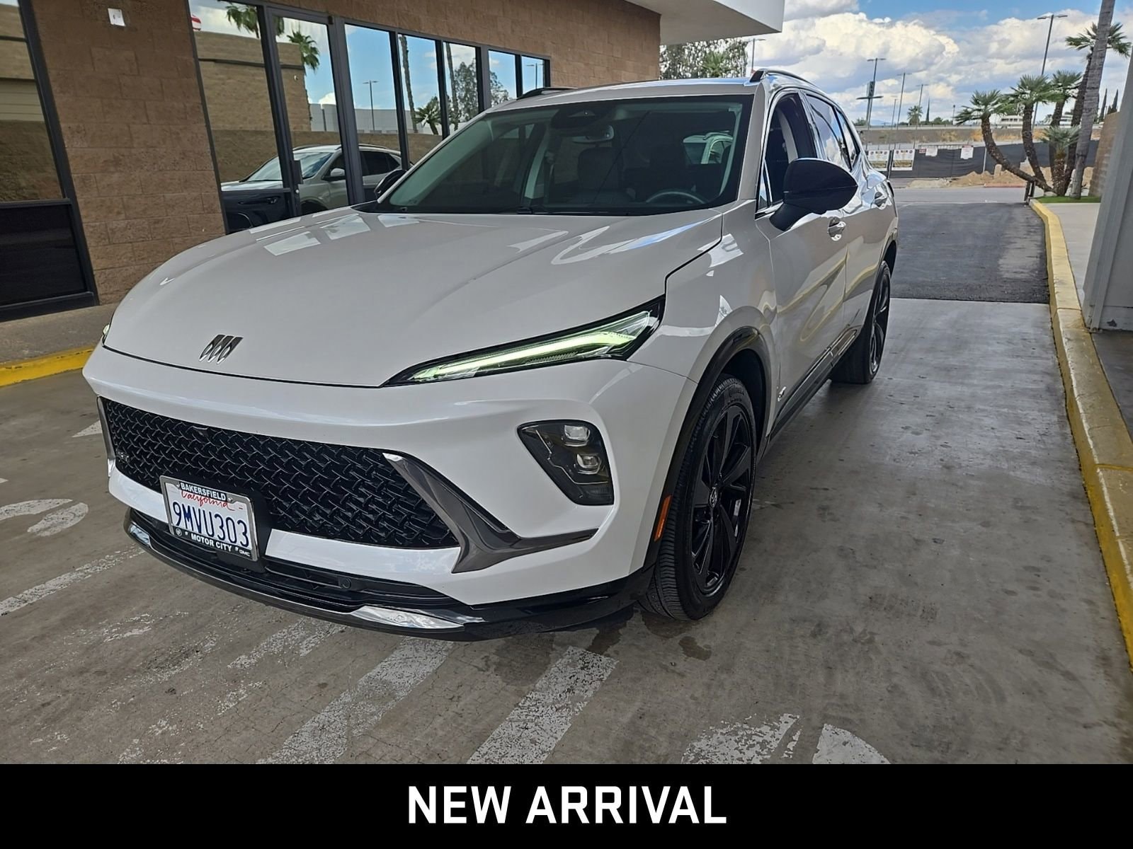 2024 Buick Envision Sport Touring photo 1