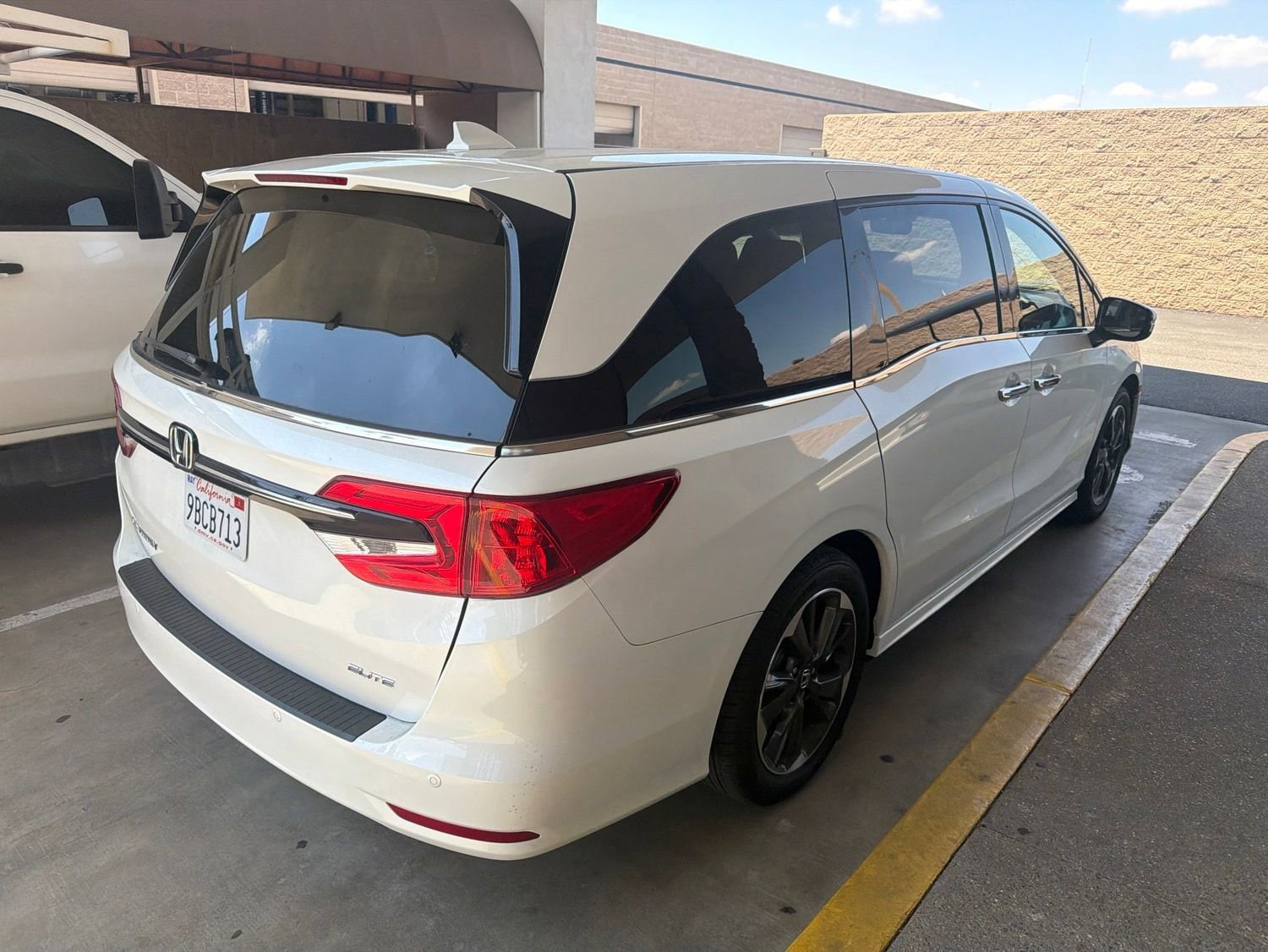 2022 Honda Odyssey Elite photo 4