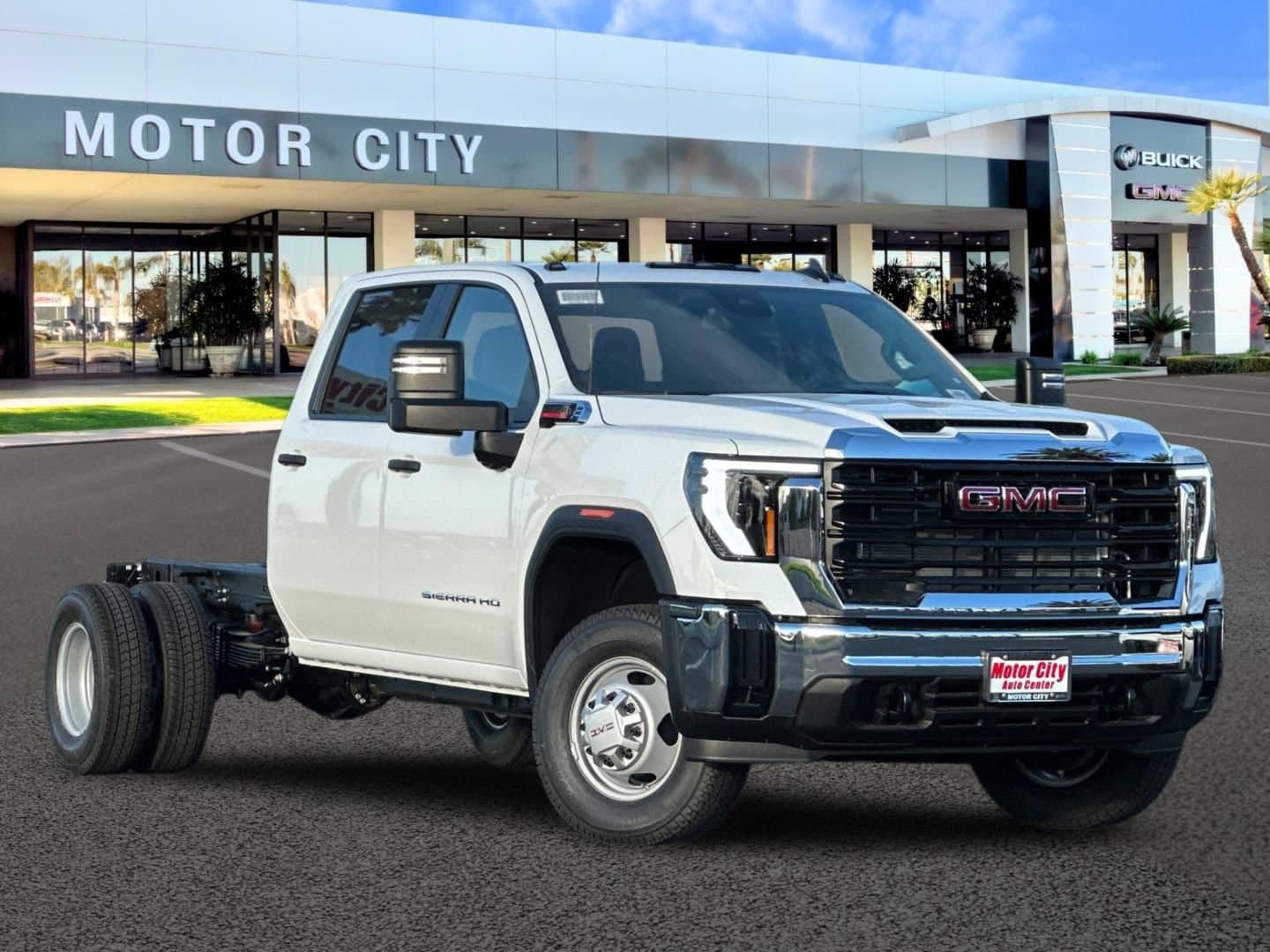 2026 GMC Sierra 3500 Chassis Cab Pro's photo