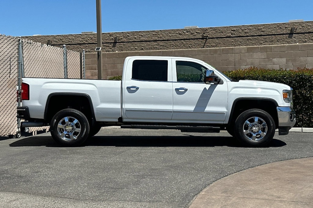 Used 2016 GMC Sierra 2500 HD SLT Truck
