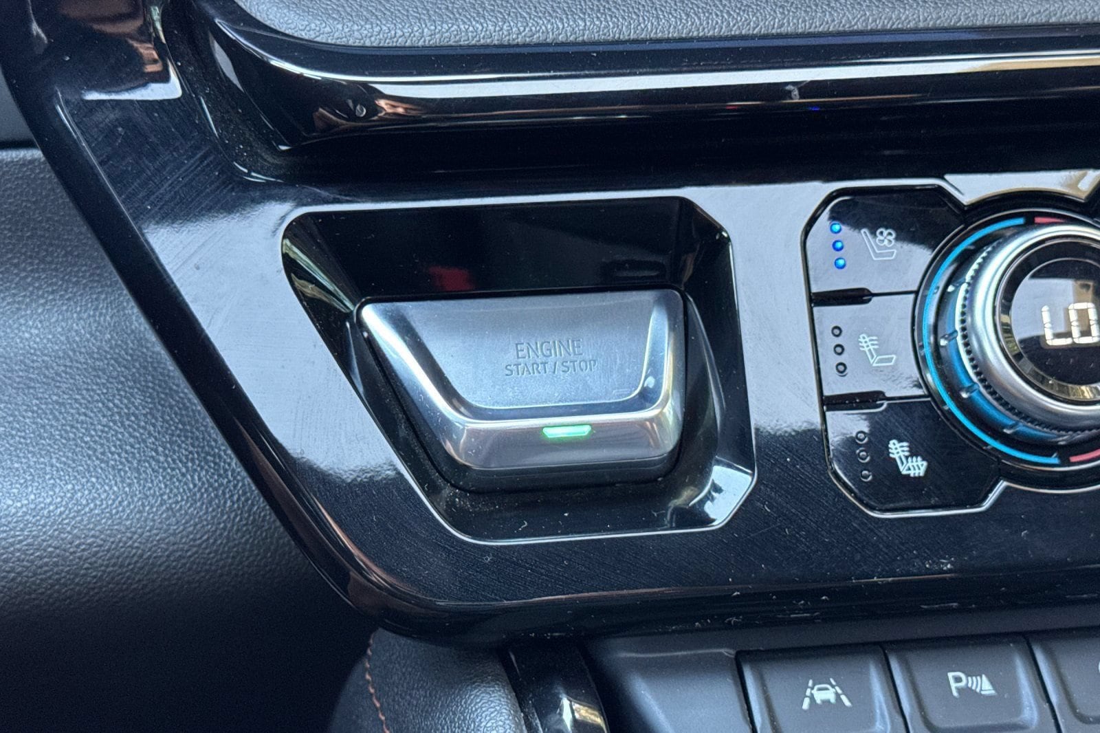 2025 GMC Sierra 1500 AT4 - Photo 22