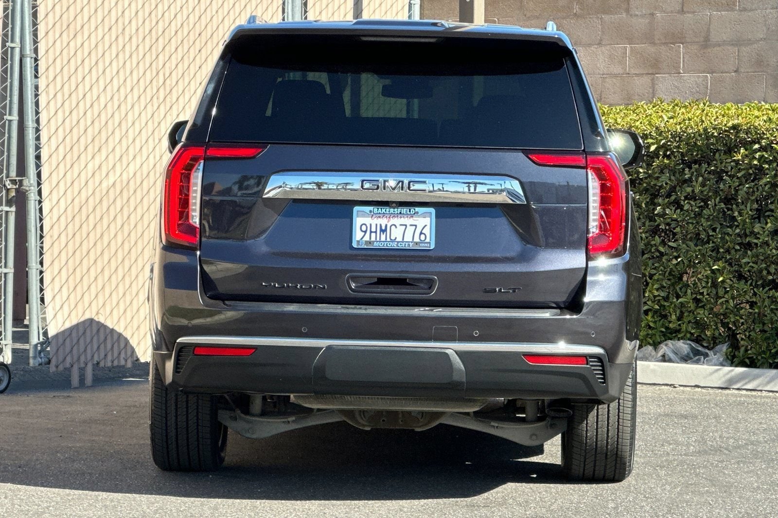 2023 GMC Yukon SLT - Photo 5