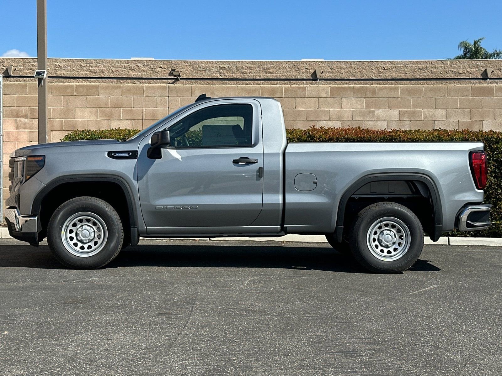 2026 GMC Sierra 1500 Pro photo 5