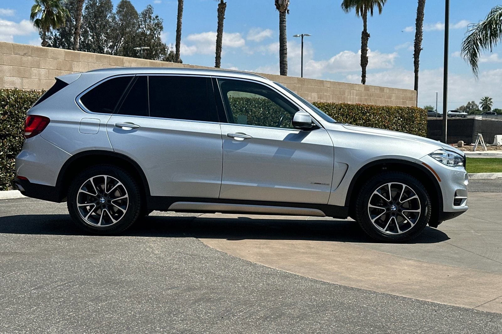 2018 BMW X5 sDrive35i photo 2