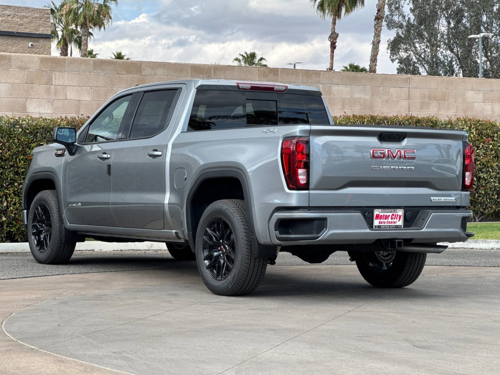 2026 GMC Sierra 1500 Elevation photo 4