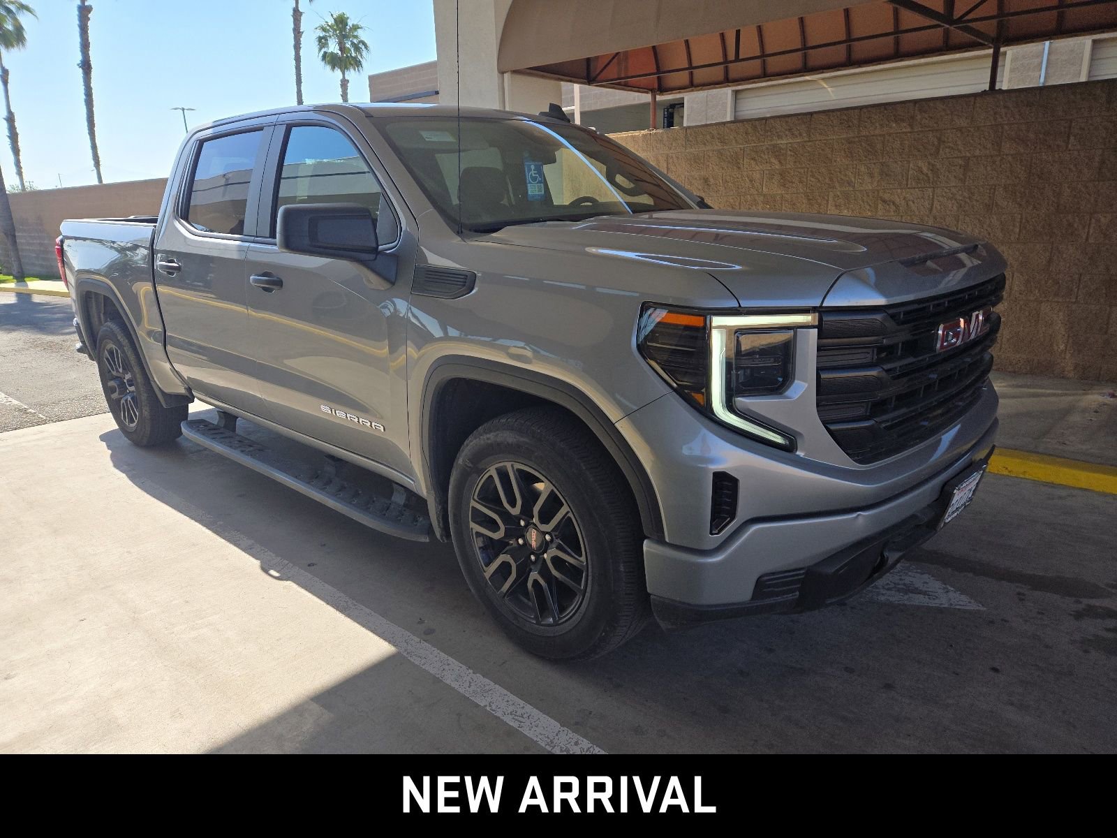 2024 GMC Sierra 1500 Pro photo 3