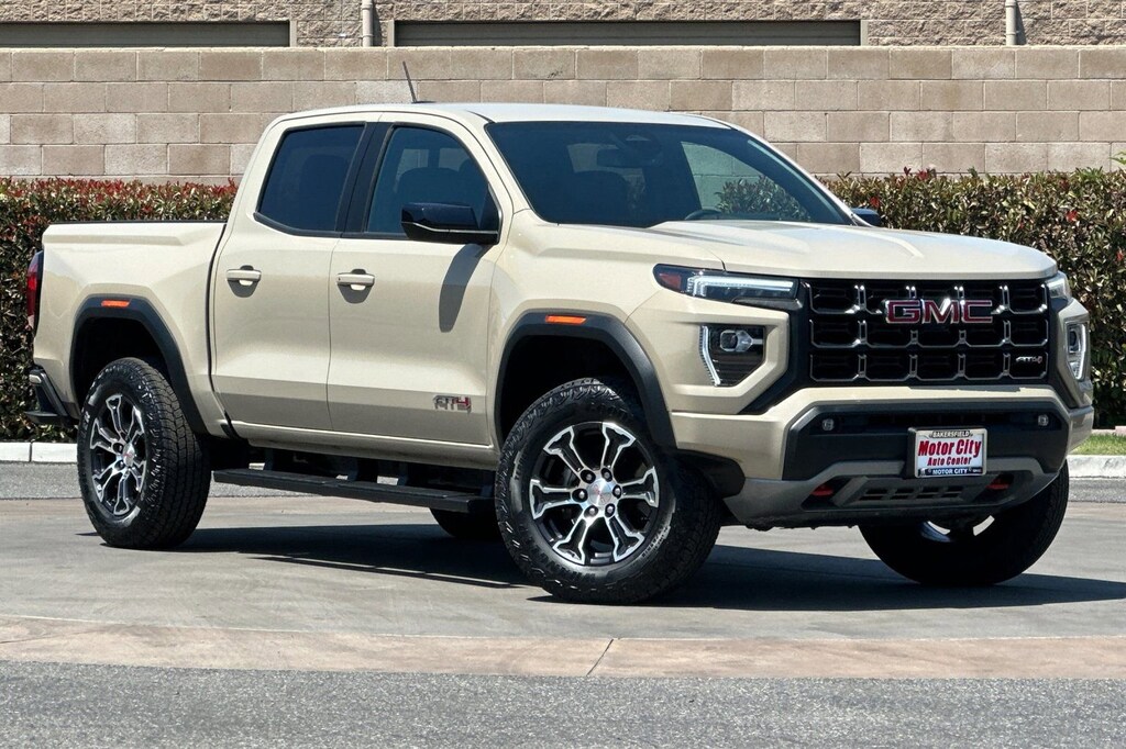 Used 2024 GMC Canyon AT4 Truck