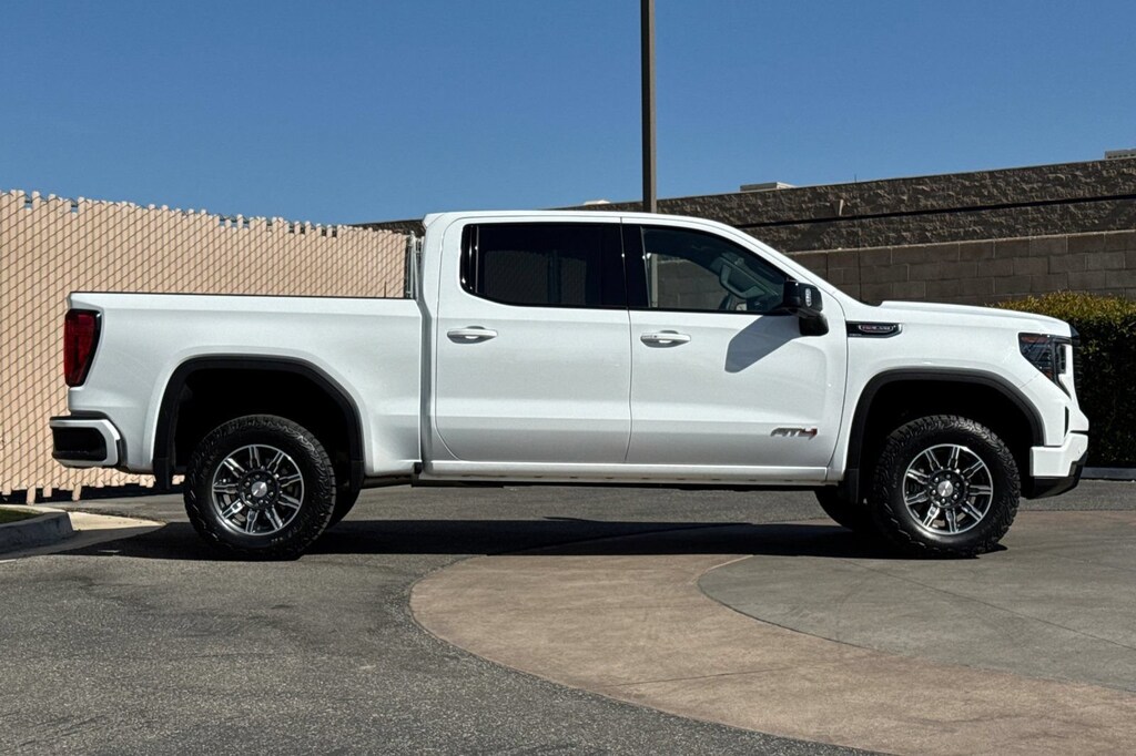 Used 2025 GMC Sierra 1500 AT4 Truck