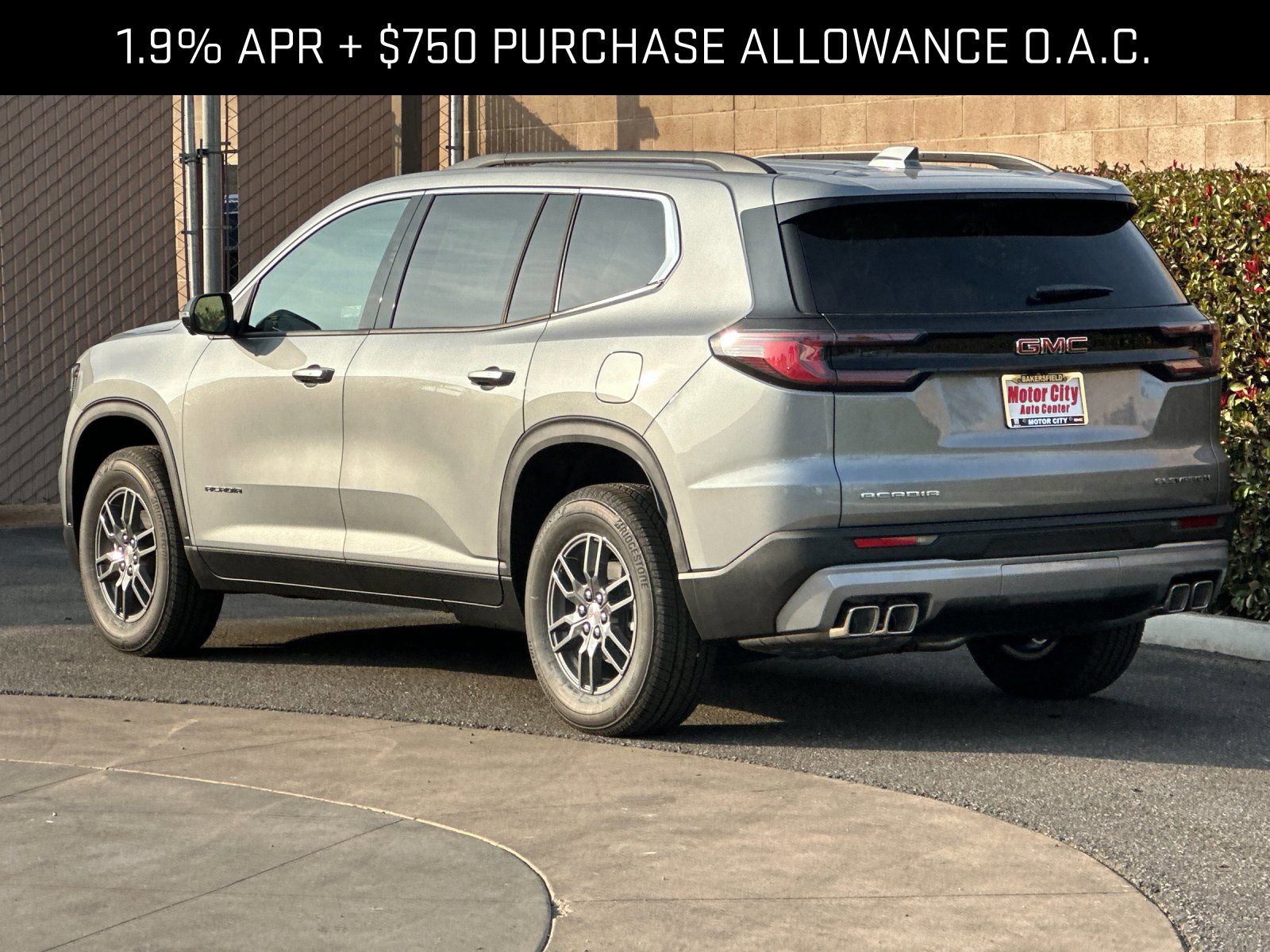 2026 GMC Acadia Elevation photo 4