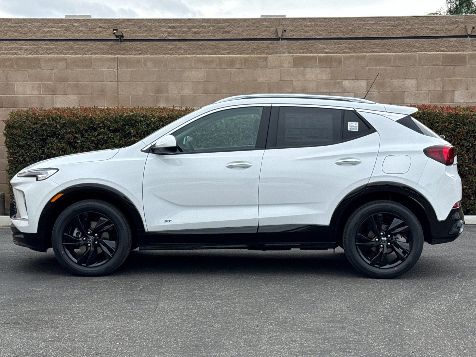 2026 Buick Encore GX Sport Touring photo 5