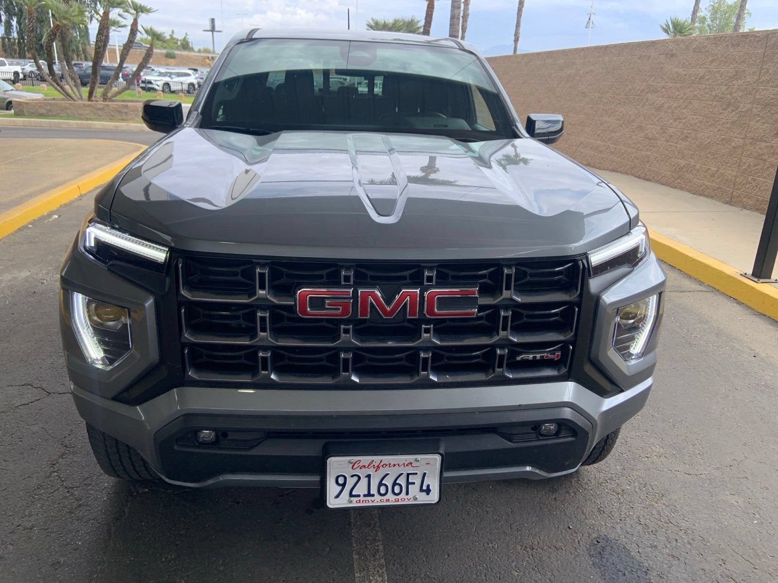 2025 GMC Canyon AT4 - Photo 2