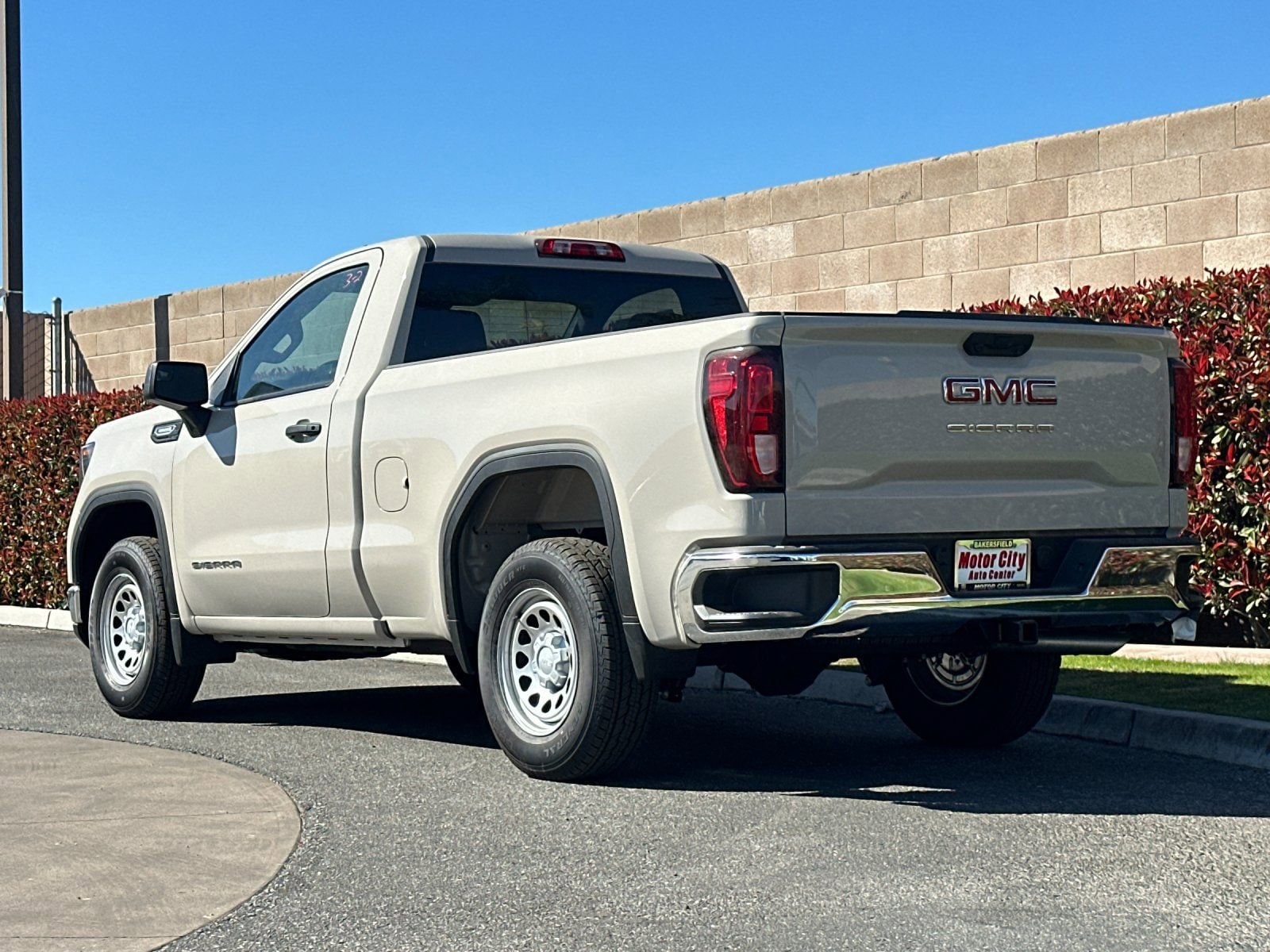 2026 GMC Sierra 1500 Pro photo 4