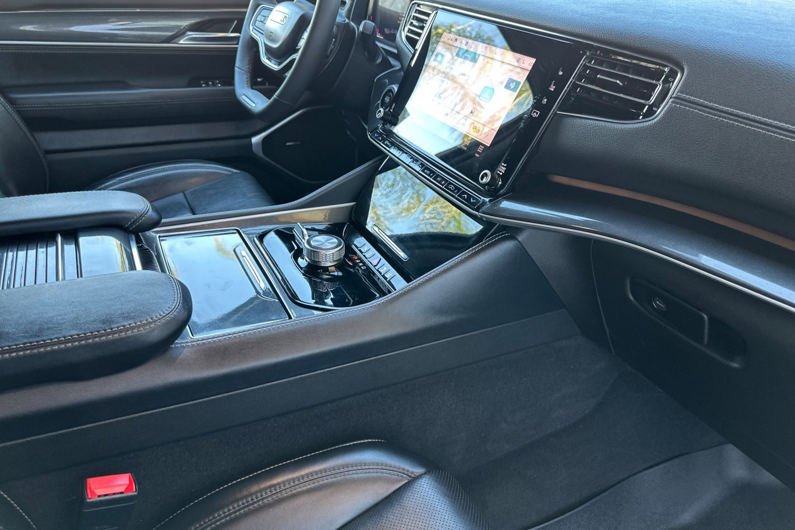 2022 Jeep Wagoneer Series I - Photo 18