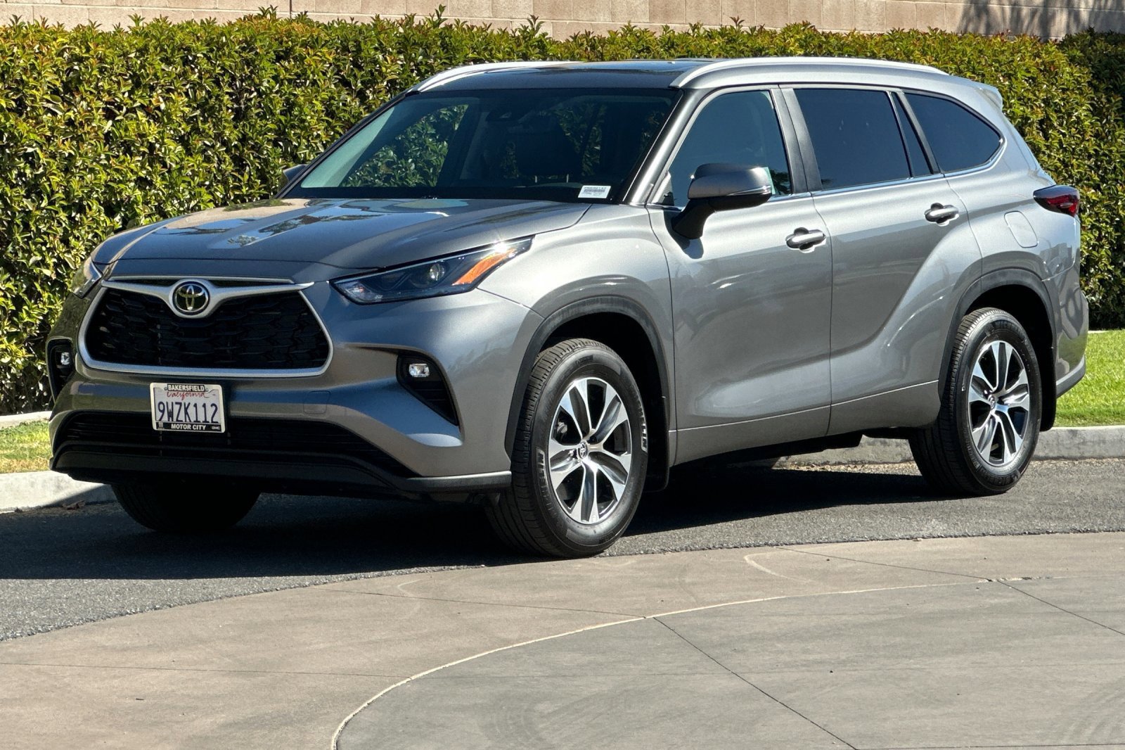 2026 Toyota Highlander XLE - Photo 8
